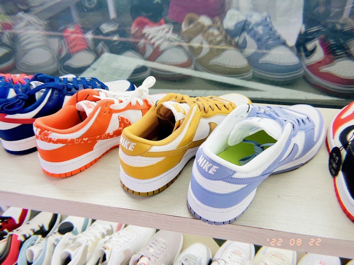 ファジースニーカー 潮流體驗店 3