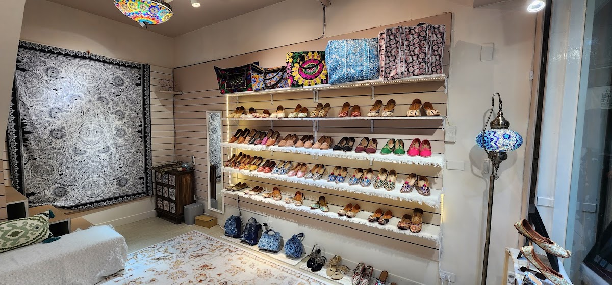 三眼民族- 異國民族服 2