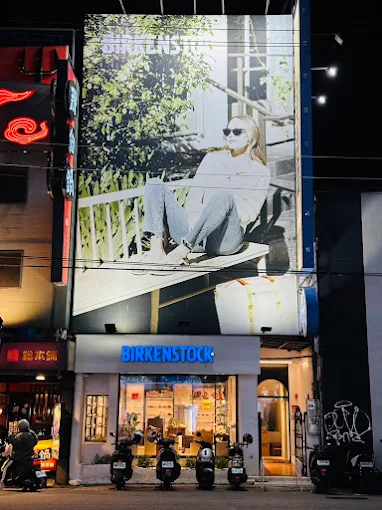 BIRKENSTOCK 勃肯 - 台中逢甲店 1