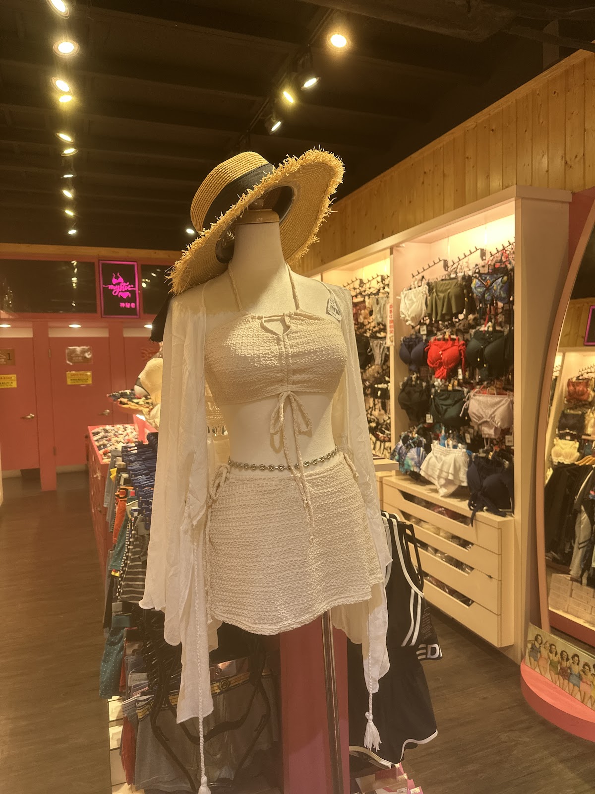 TING BRA婷姐內衣 台中逢甲店 - 泳衣比基尼、內衣、睡衣、帽子專賣店 5