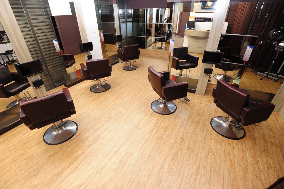 PLAY HAIR Salon福星本部 2