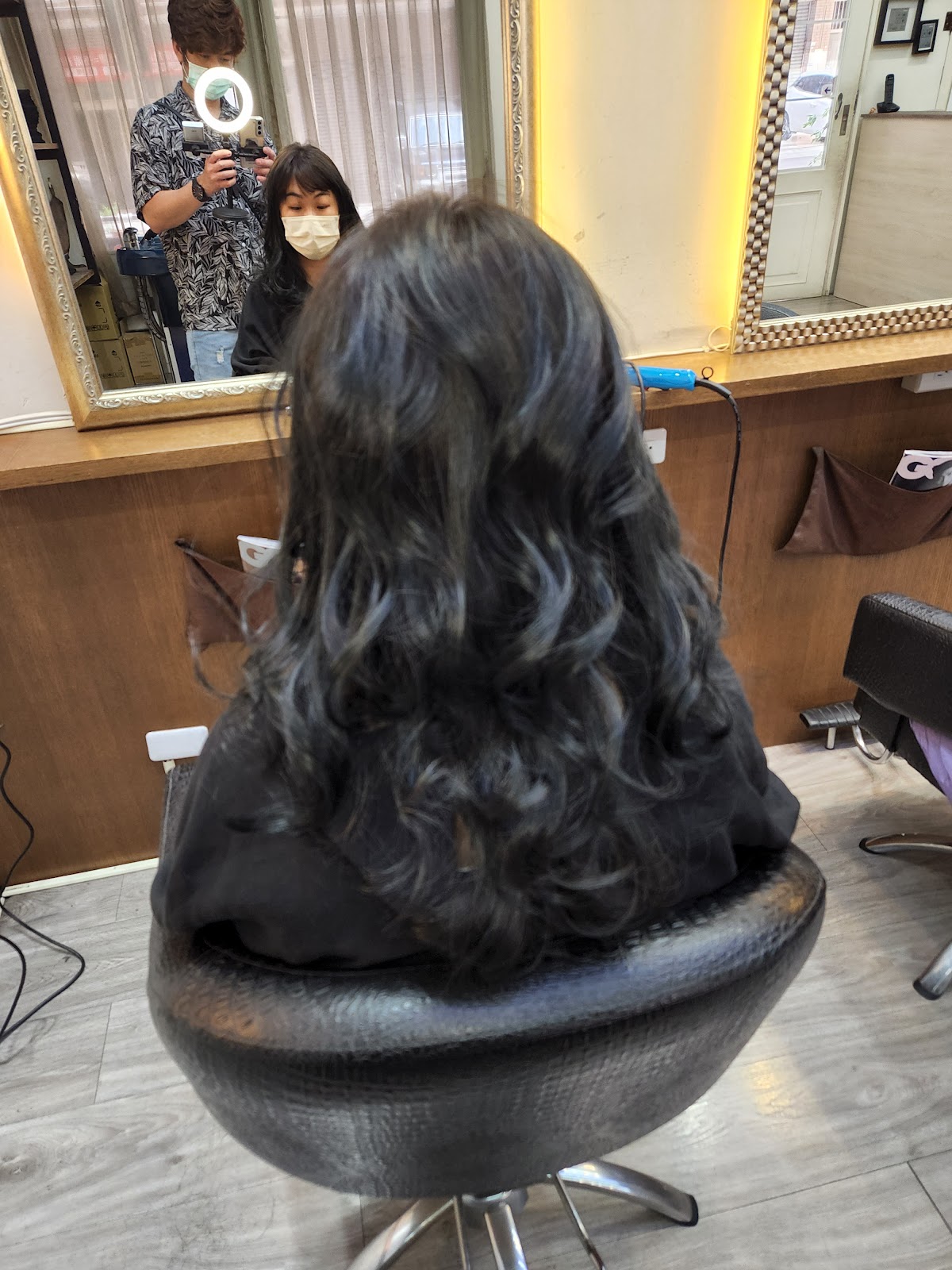 EPIC時尚髮藝沙龍 1