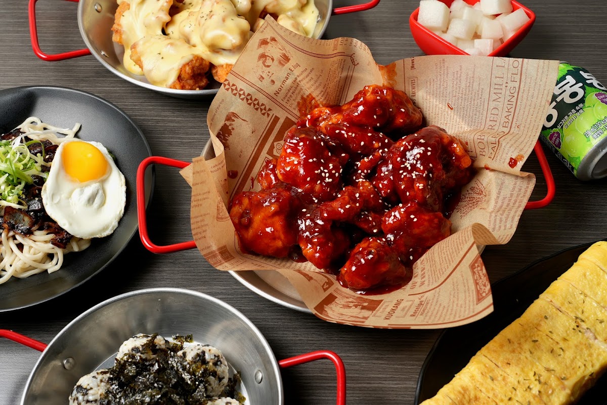 Noona努娜炸雞（逢甲總店）逢甲美食｜韓式炸雞｜小吃推薦｜內用開放｜餐廳首選 2