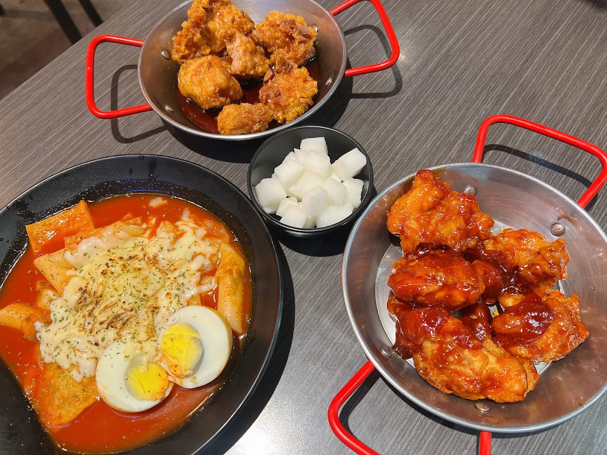 Noona努娜炸雞（逢甲總店）逢甲美食｜韓式炸雞｜小吃推薦｜內用開放｜餐廳首選 5