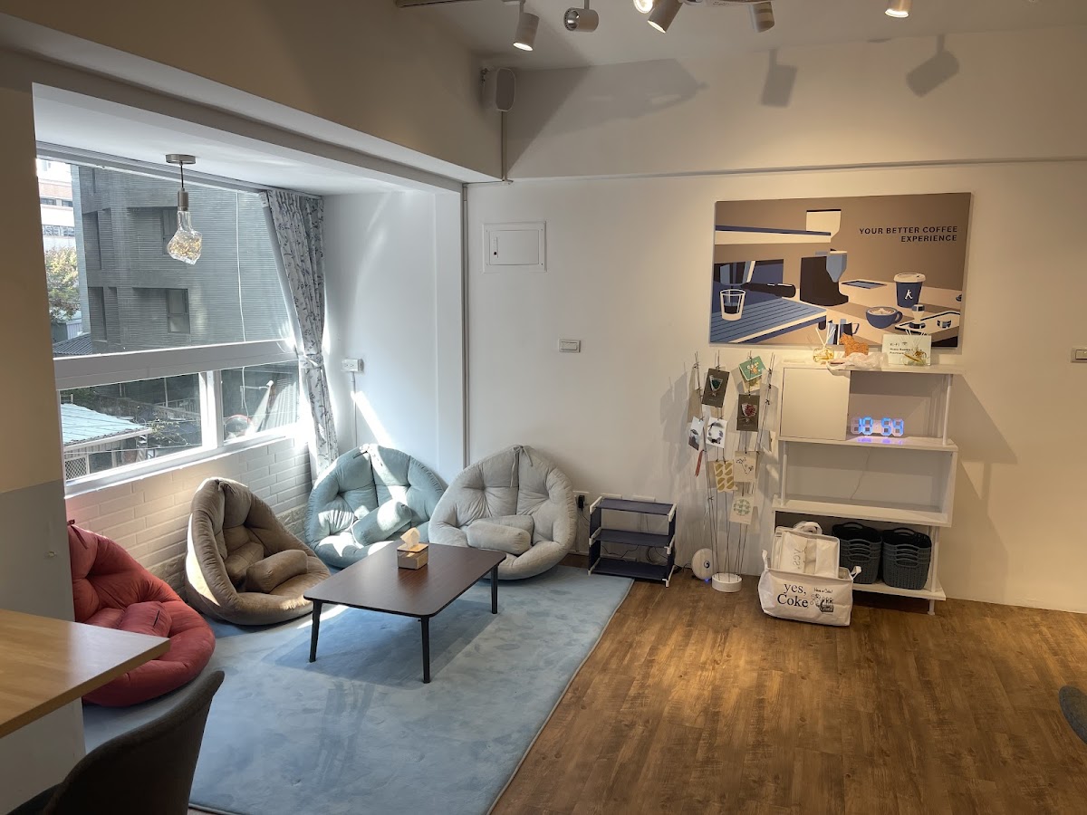 Ramble Cafe漫步藍-台中逢甲店 4