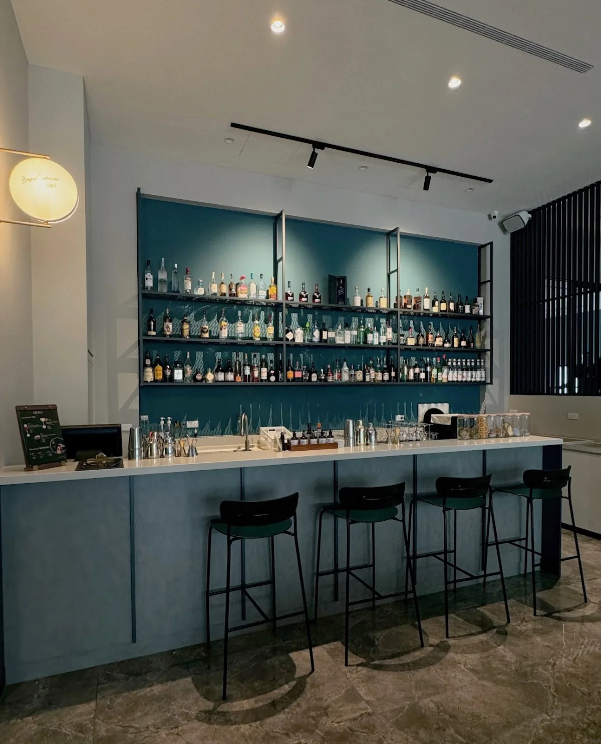 Euphemia Bar 由扉酒吧 1