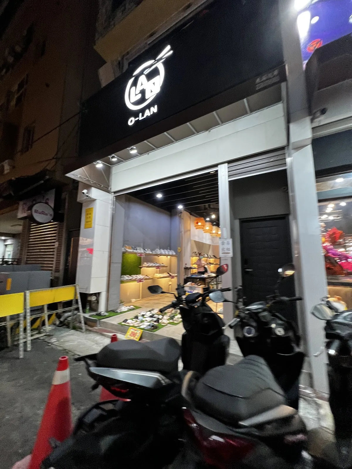 OLAN鞋店｜逢甲店 1