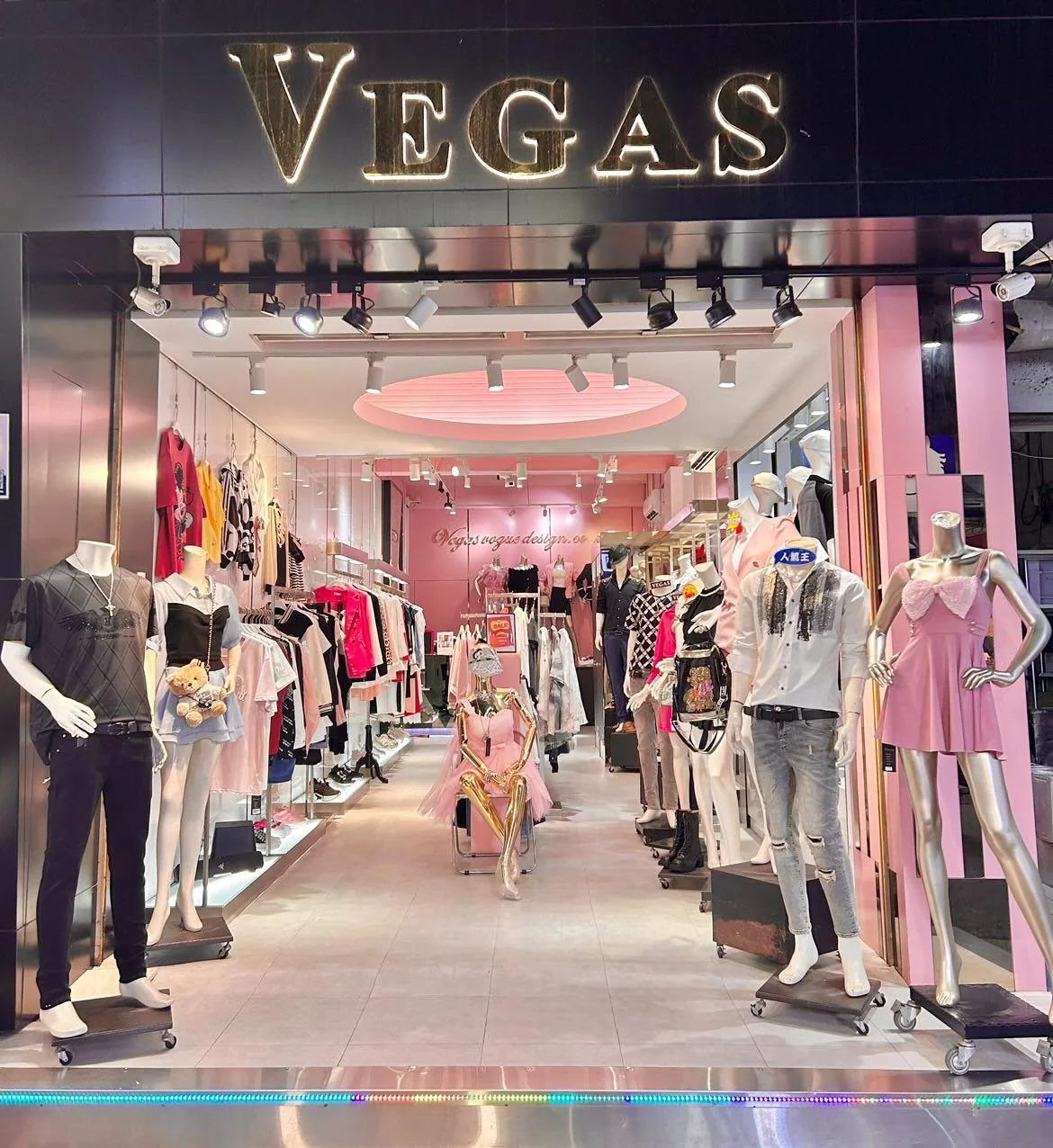 VEGAS 女裝旗艦店 1