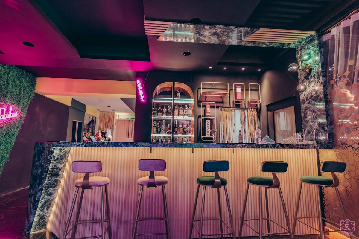 LAVA Shisha Lounge 水煙 調酒 美食｜台中酒吧｜台中餐酒館｜深夜酒吧｜台中水煙｜Hookah bar｜Shisha bar｜ 1