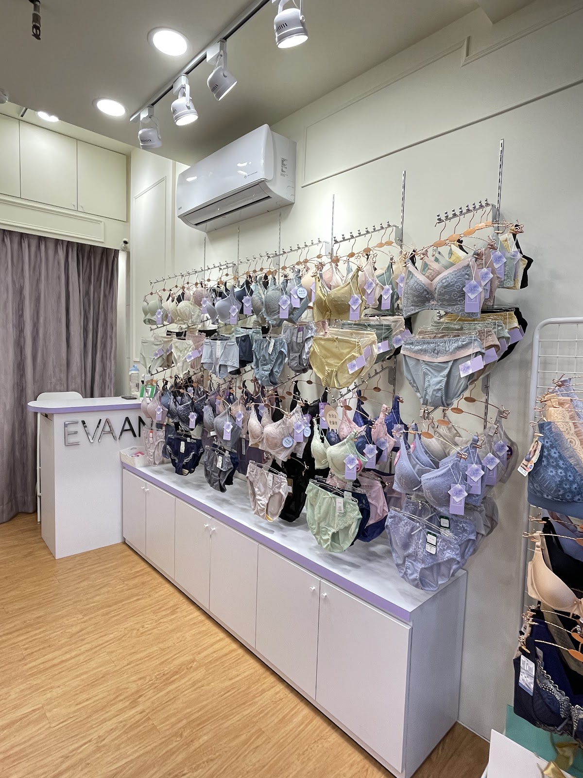 伊凡安 EVAAN (內衣專賣店) 2